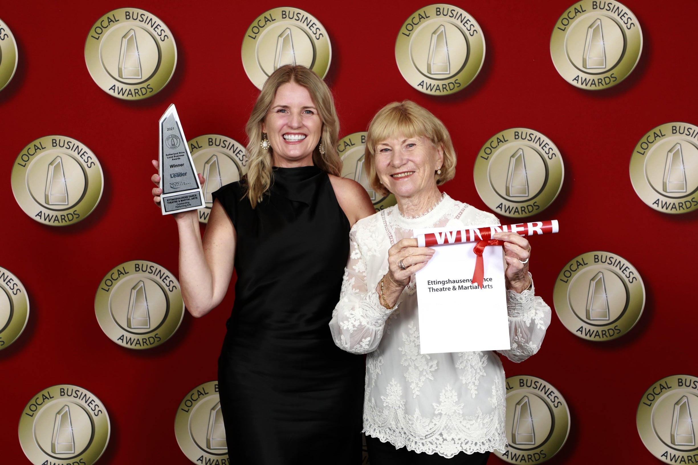 Ettingshausens Local Business Award Winer 2021 Performing Arts Natalie Ettingshausen and Kaye Thomas 